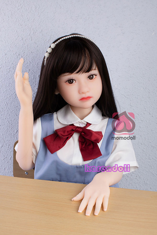 elementary school love doll chiyuki