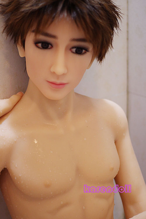 Men's doll with a very high appearance level