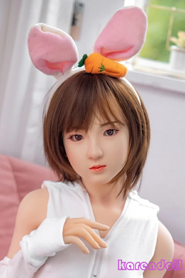 Bijin-san life-size doll